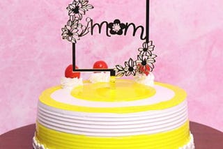 Show Your Love with a Beautifully Decorated Mother’s Day Cake