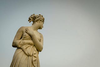 https://www.pexels.com/photo/elegant-marble-sculpture-against-the-sky-31930800/
