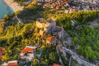 Аланийская крепость, коронавирус и канатная дорога