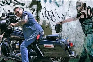 What is photomontage and who provides photomontage service online