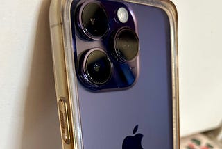 Why Don’t More People Use Smartphone Bumpers?