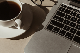 A Day in the Life of a Minimalist Entrepreneur