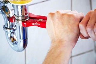 Do you have a leak? Ask for plumbing solutions now
