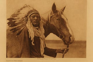 Construction of the main character: Geronimo’s headdress 2/5