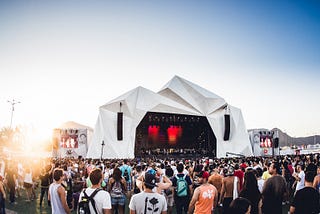 “Tá faltando show no Rio?”