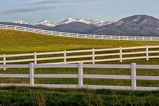 6 Benefits of Installing Rail Fencing on Your Property