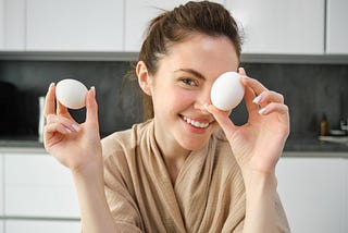 What is the Healthiest Way to Cook Eggs? Dietitian Tips