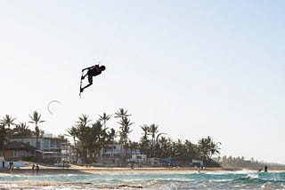 Differences between Windsurfing and Kitesurfing