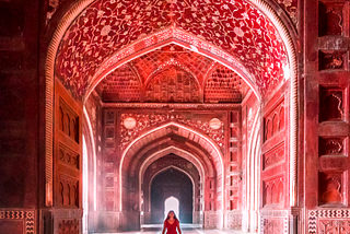 Eternal Elegance: The Ultimate Taj Mahal Tour Package