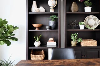 A Neutral & Earthy Home Office Makeover