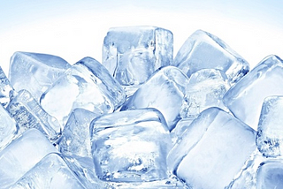 Ice cubes in wine: faux pas or faux yas?