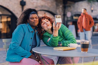 6 Ways to Be More Interesting and Make More Friends