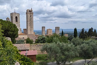 Exploring Tuscany: Siena, San Gimignano, and Pisa