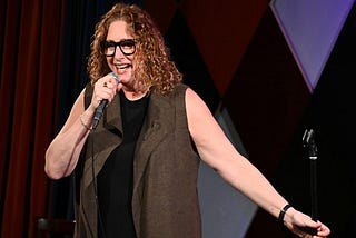 Comedian Judy Gold Rips Cancel Culture: “We’ve Got to Stop Canceling Comedians”