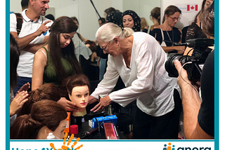 Vanessa Redgrave chats with Anera’s Youth in Beirut.