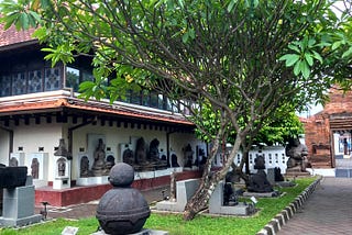 Sonobudoyo Museum Building uses the Javanese Concept.