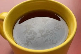 What is the Oily Film Produced by Brewing Tea? Is It Harmful to Drink It?