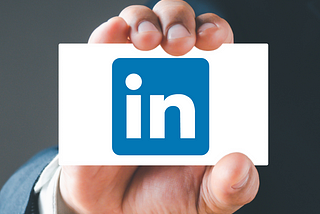 10 LinkedIn profile optimization tips for both fintech hiring managers and job seekers.