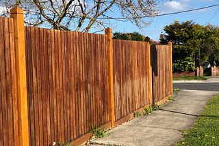 The approach to the corner. Photo by author.