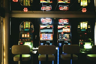 How has the popularity of online casinos increased with the beginning of quarantine?