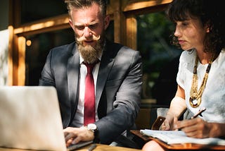 How to Build a Successful Partnership Between Your Startup and a Corporate