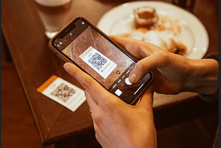 Why you should use a cashless tipping solution in your bar, restaurant or hotel