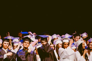 Satu Ditambah Satu Sama Dengan Dua, Jadi Kapan Kamu Wisuda?