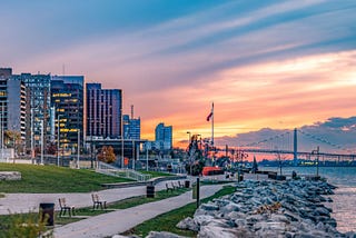 Les Villes Canadiennes et Ontariennes Idéales pour Concilier Vie Pro et Vie Perso