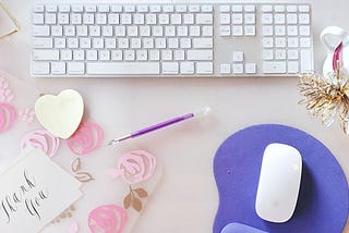 the desk of Morgan ma Belle