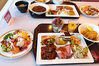 Manners for All You Can Eat hr679