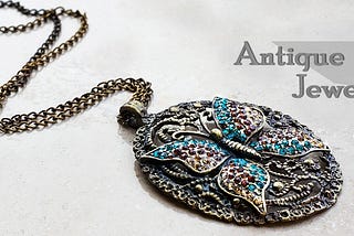 Sell Your Precious Antique Jewelry To Reputed Antique Dealers For The Best Price