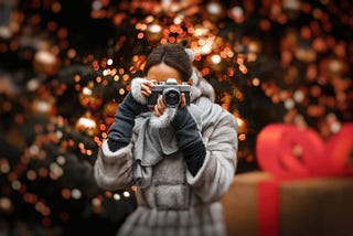 How to Market Yourself to Win New Clients This Holiday Season