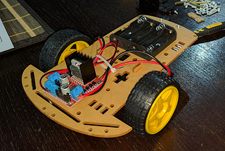 Remote car — Android Things powered