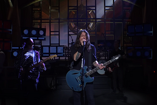 Dave Grohl Gets Choked Up During Foo Fighters ‘SNL’ Performance