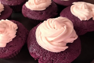 Red Velvet Cupcakes — Cakes