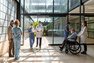 Five Advantages of Two-way Radios in the Healthcare Sector
