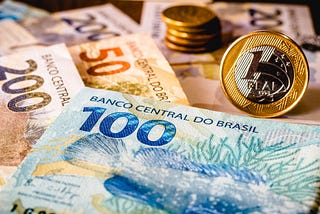 Vale a Pena Investir em CDB? Análise Completa e Atualizada