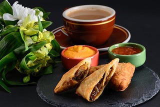 Samosa; one of the famous Pakistani snacks for tea.