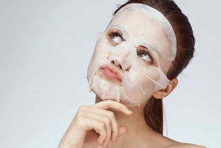 The premier quality China face mask sheets exporter offers Face sheet masks that add radiance and enhance your complexion.