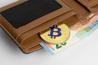 Crypto wallet for retirement: how to invest in bitcoin in the long run