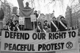 Synagogue Protests Are Not Lit