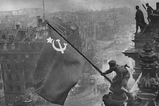 A memória das guerras e os sinais que insistimos em esquecer