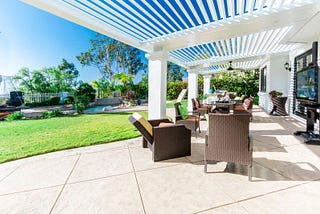 8 Tips for Planning a Relaxing, Functional Outdoor Living Space