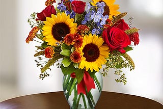 How to Show Gratitude with Flowers: Thoughtful Bouquets for Thanksgiving