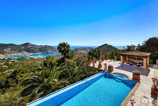 €10M: Luxury Villa for Sale in Puerto de Andratx, Mallorca by Eric Corsaletti