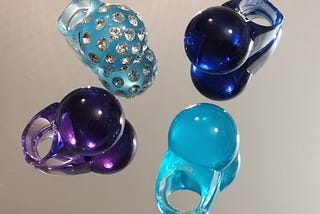 MIR l’anello della pace e dell’amicizia, una moda degli anni ‘90