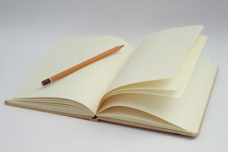 THE BENEFITS OF JOURNALING AND HOW TO GET STARTED