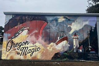 Oregon mural in NewPort or was it Yachats? | Photo credit: author