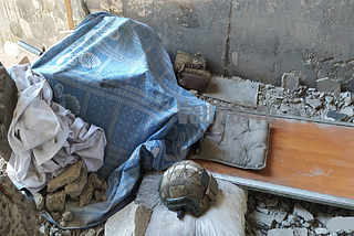 Relato por um Spetnaz de Donetsk fala sobre o cerco de Mariupol, Ilyich Iron and Steel Works e…