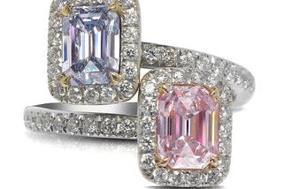 Timeless elegance: the charm of diamond jewelry and the unique beauty of colored gems